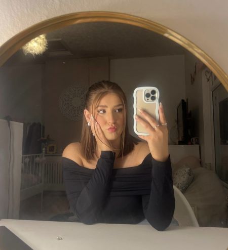 Aline Bangkok escort