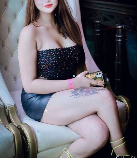 alinailyin Mumbai escort